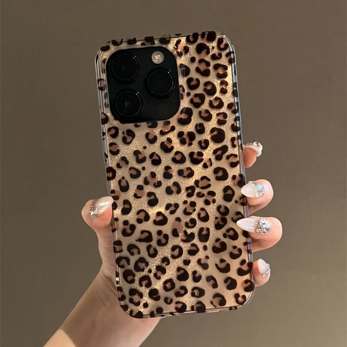 Cute Leopard Print Case for iPhone 16 17 15 14 13 12 Pro Max 11 For iPhone Air 16e Stylish Animal Pattern Shockproof Back Coque