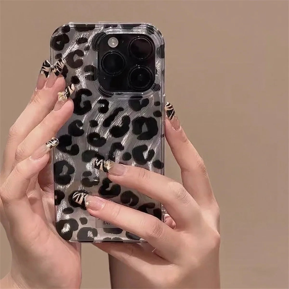 Cute Leopard Print Case for iPhone 16 17 15 14 13 12 Pro Max 11 For iPhone Air 16e Stylish Animal Pattern Shockproof Back Coque
